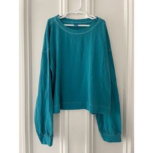 Old navy teal cropped long sleeve top XL
